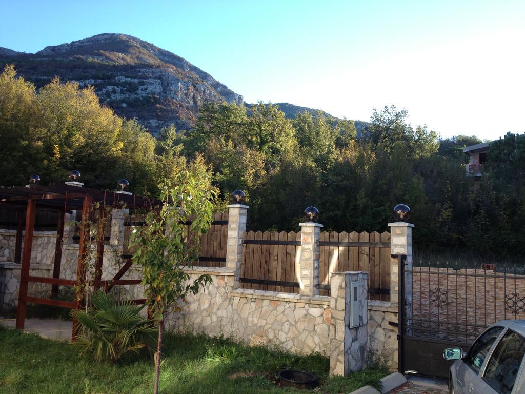 Villa Coast Of Montenegro بار المظهر الخارجي الصورة